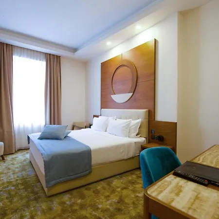 酒店 萨沃伊城市酒店 4*