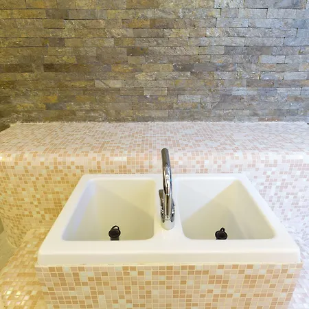 Savoy 4* Βελιγράδι